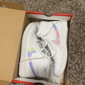 Nike court royals mid 2